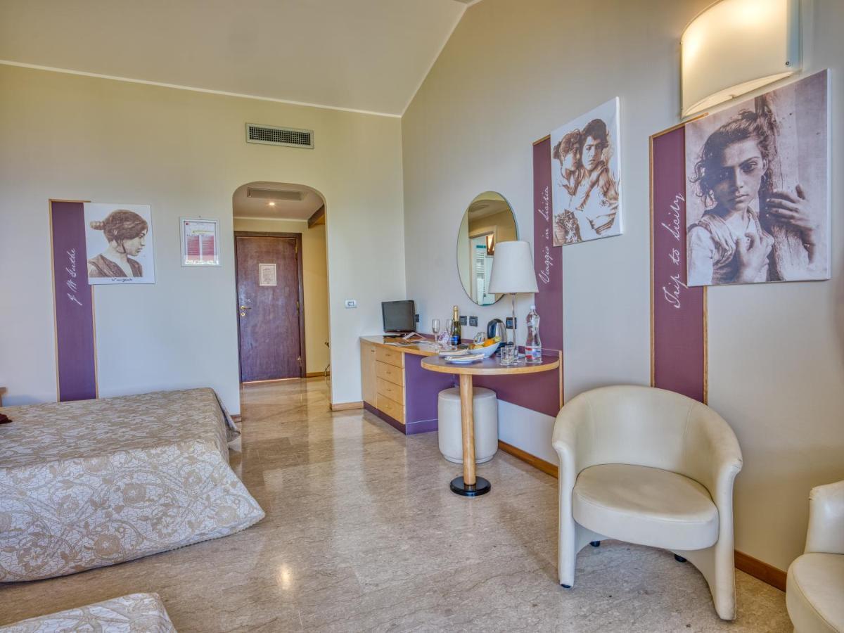 Hotel Ariston And Palazzo Santa Caterina Taormina Exterior photo